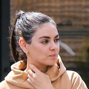 Mila Kunis photo #0002