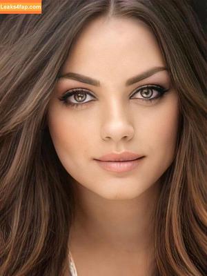 Mila Kunis photo #0054