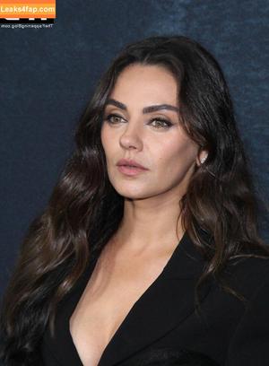 Mila Kunis photo #0062