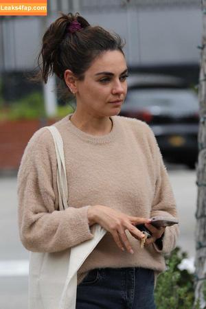 Mila Kunis photo #0067