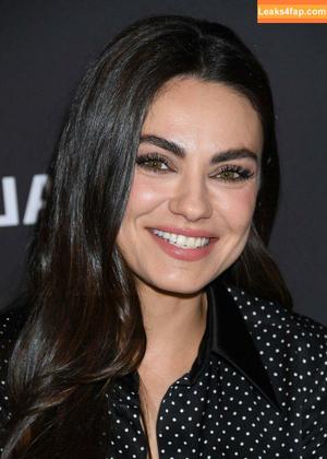 Mila Kunis photo #0116