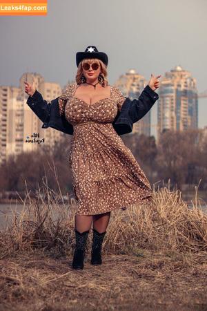 Mila Kuznetsova photo #0007