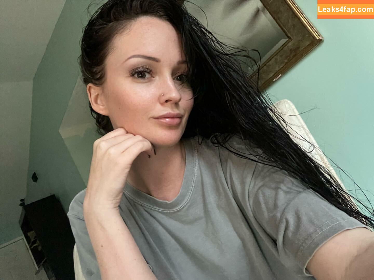 Mila Moore / itsmilamoore / wantmooremila / your_milamoore leaked photo photo #0025
