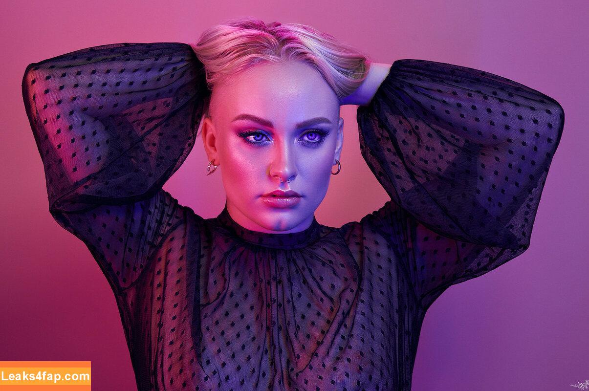 Mila Orriols / milafique leaked photo photo #0002