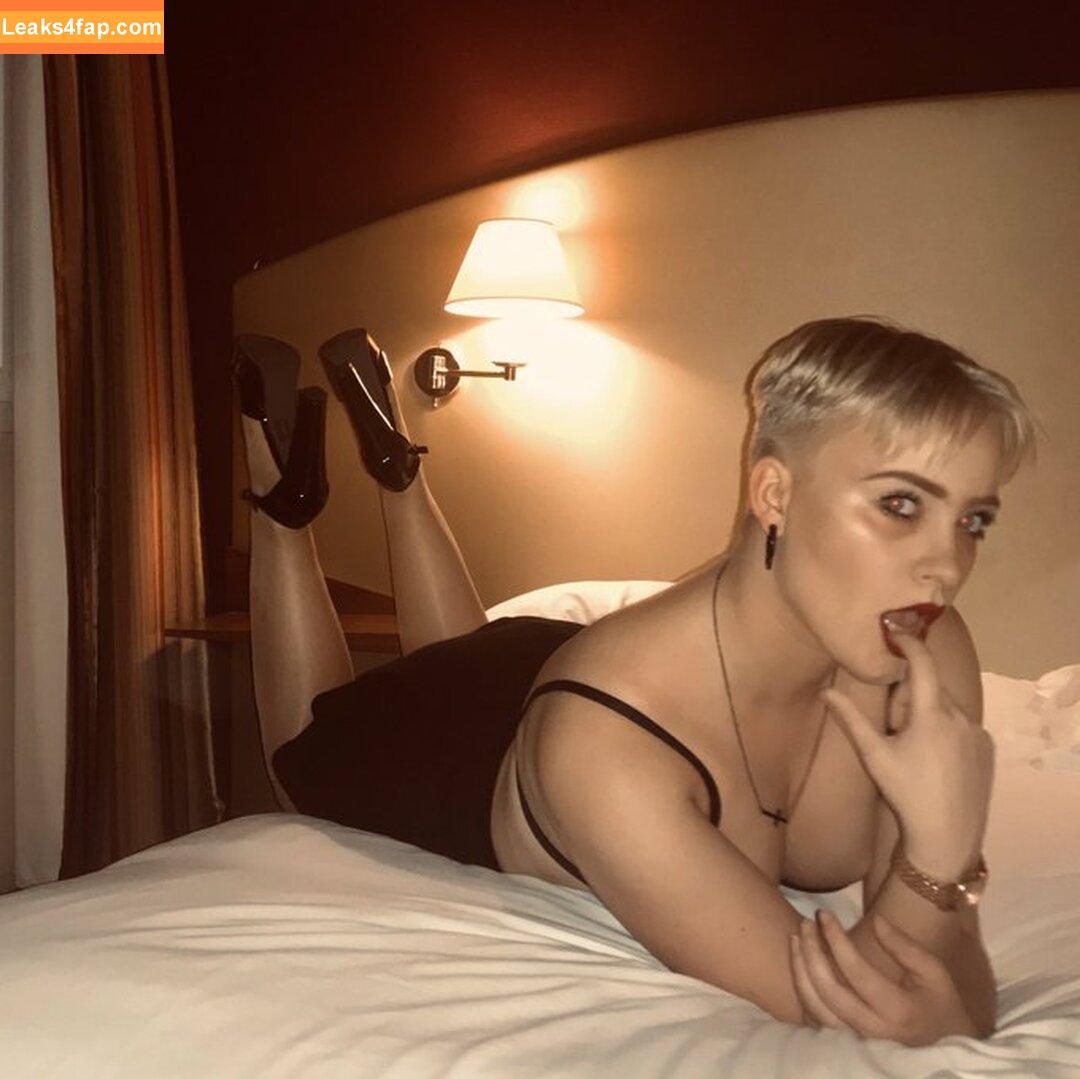 Mila Orriols / milafique слитое фото фото #0016