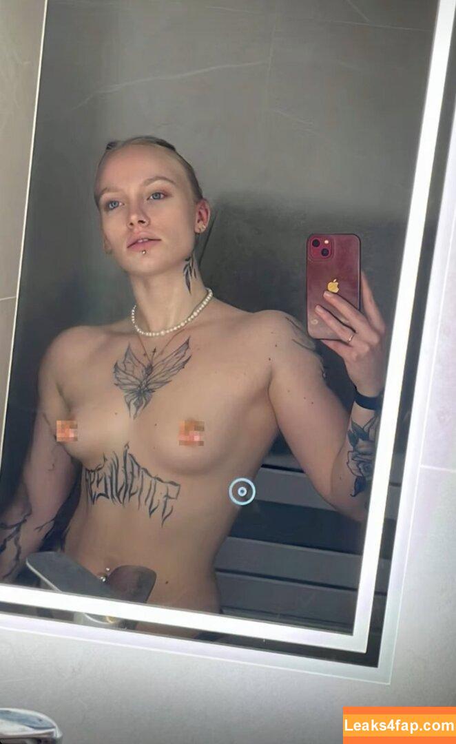 Mila Orriols / milafique leaked photo photo #0023