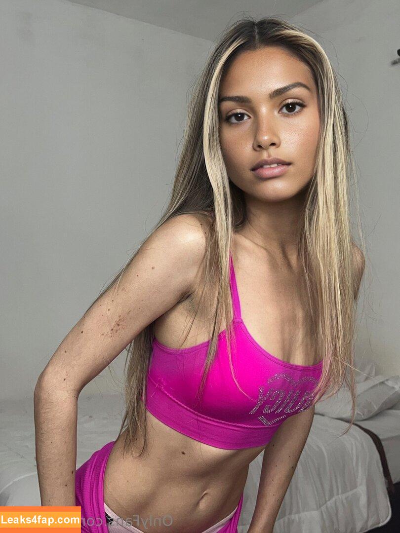 milareed / mango_mila7 leaked photo photo #0001