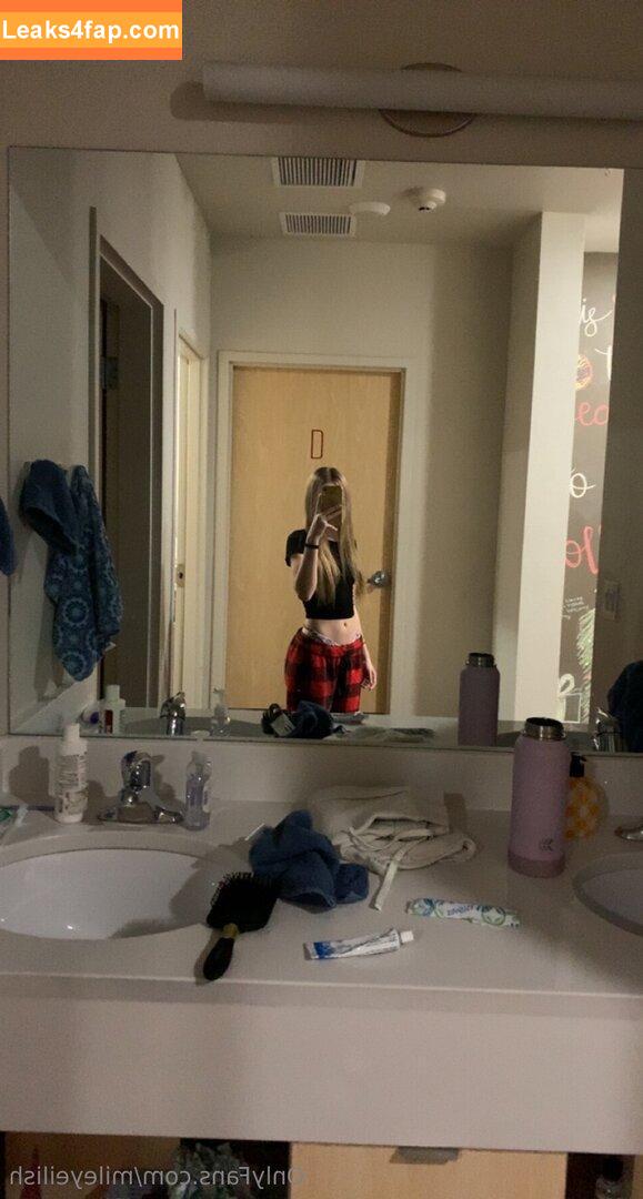 mileyeilish / billieeilish leaked photo photo #0003