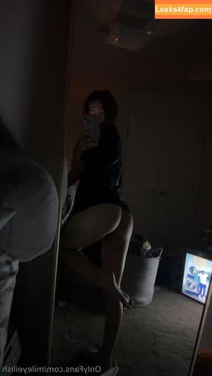 mileyeilish photo #0011