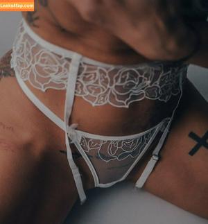 Milica Dabovic photo #0055