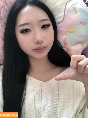 mina photo #0005