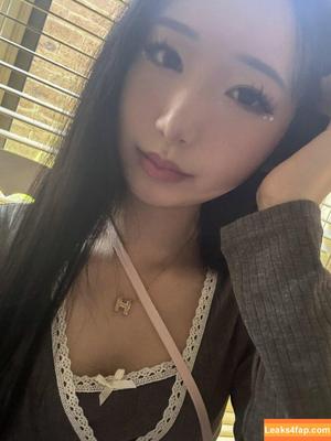 mina photo #0014