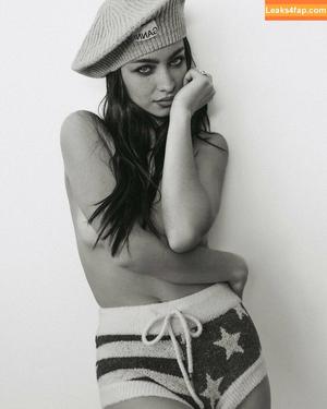 Mishka Chantal Silva photo #0232