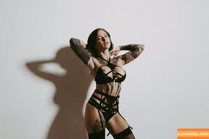 Miss Felixity photo #0292