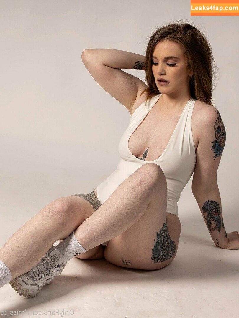 miss_tc /  leaked photo photo #0023