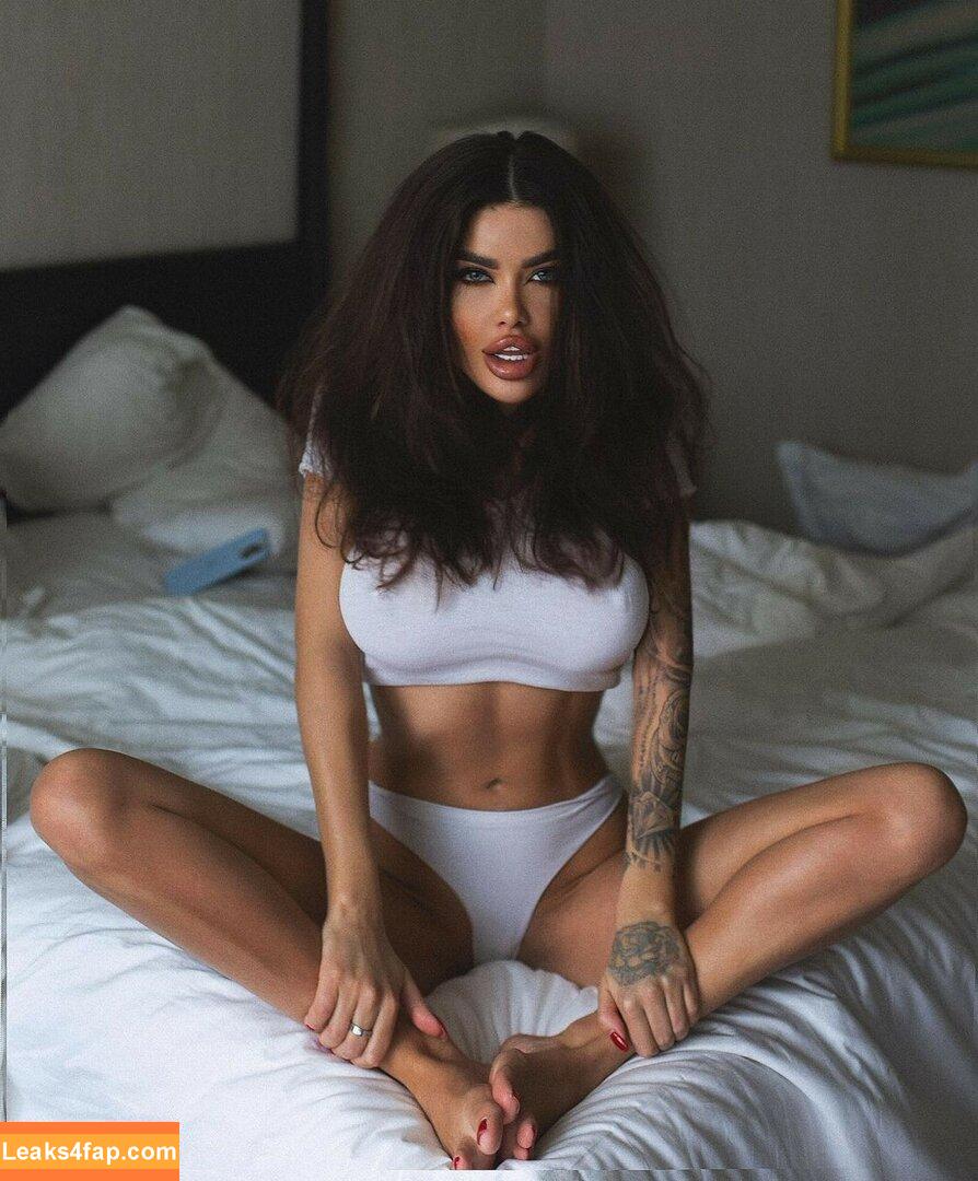 miss_valeriakalinina / miss_valeriakalinina__ / thealicelittle leaked photo photo #0017