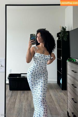 missfrizz photo #0008