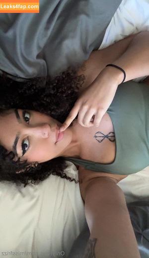 missfrizz photo #0032