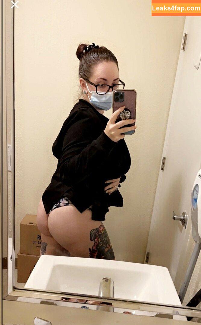 Misskitty1031 / Jeremysnotfunny / Mrsnotfunny leaked photo photo #0031