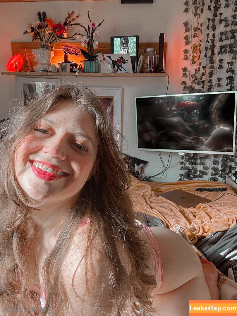 MissMousieMouse / Mousie / Yogscast / _mousie_mouse leaked photo photo #0039