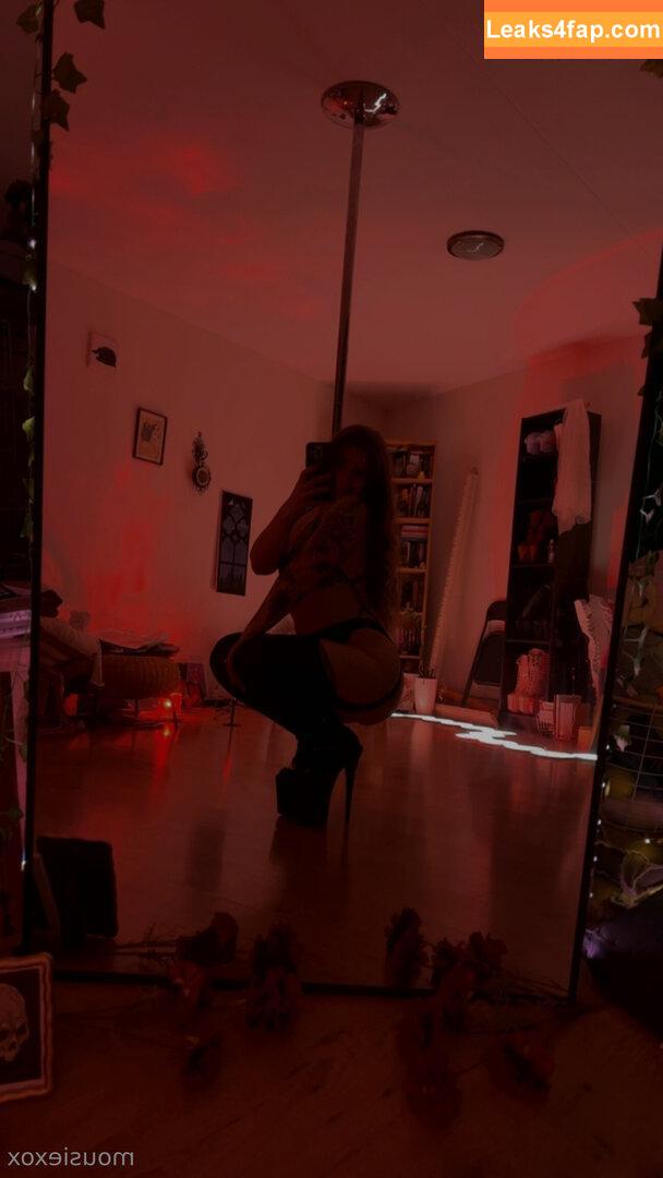 MissMousieMouse / Mousie / Yogscast / _mousie_mouse leaked photo photo #0430