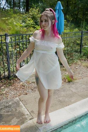 Misty Ide photo #0114