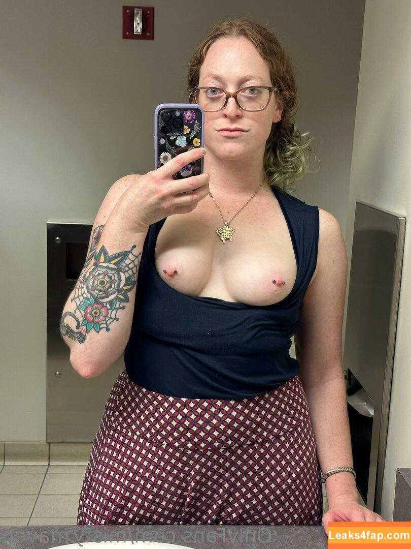 misty.maven /  leaked photo photo #0021