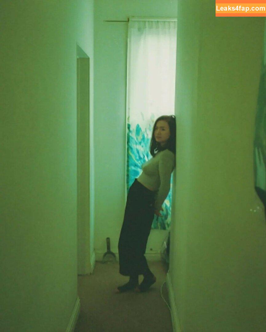 Mitsuki Laycock / Mitski / mitski_wonderland / mitskileaks leaked photo photo #0005