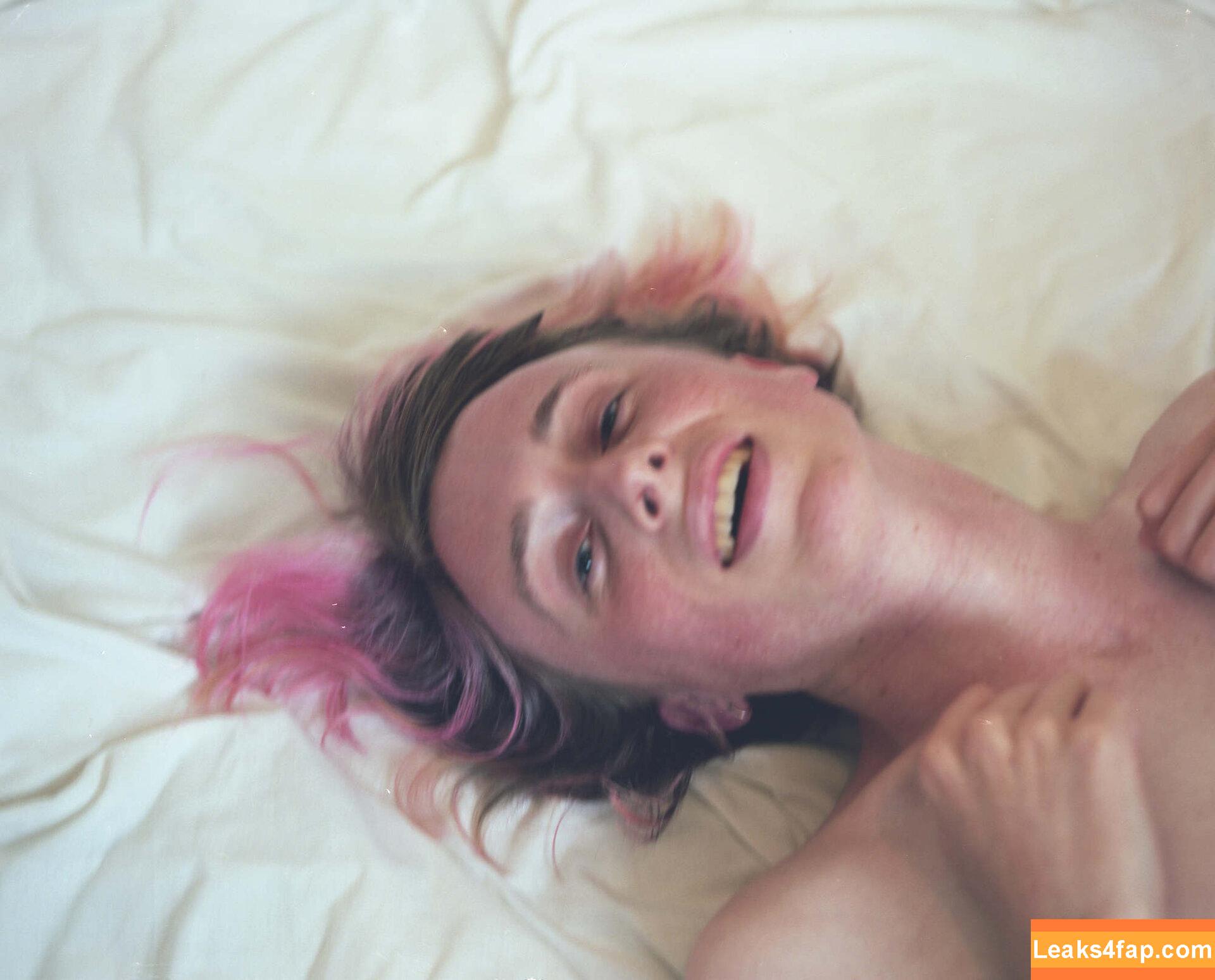 Molly Rose / Mollyroseee8 / asianshawtyoxo / mollyrose leaked photo photo #0025