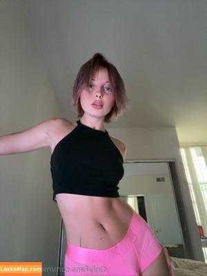 mollyxmoore photo #0043