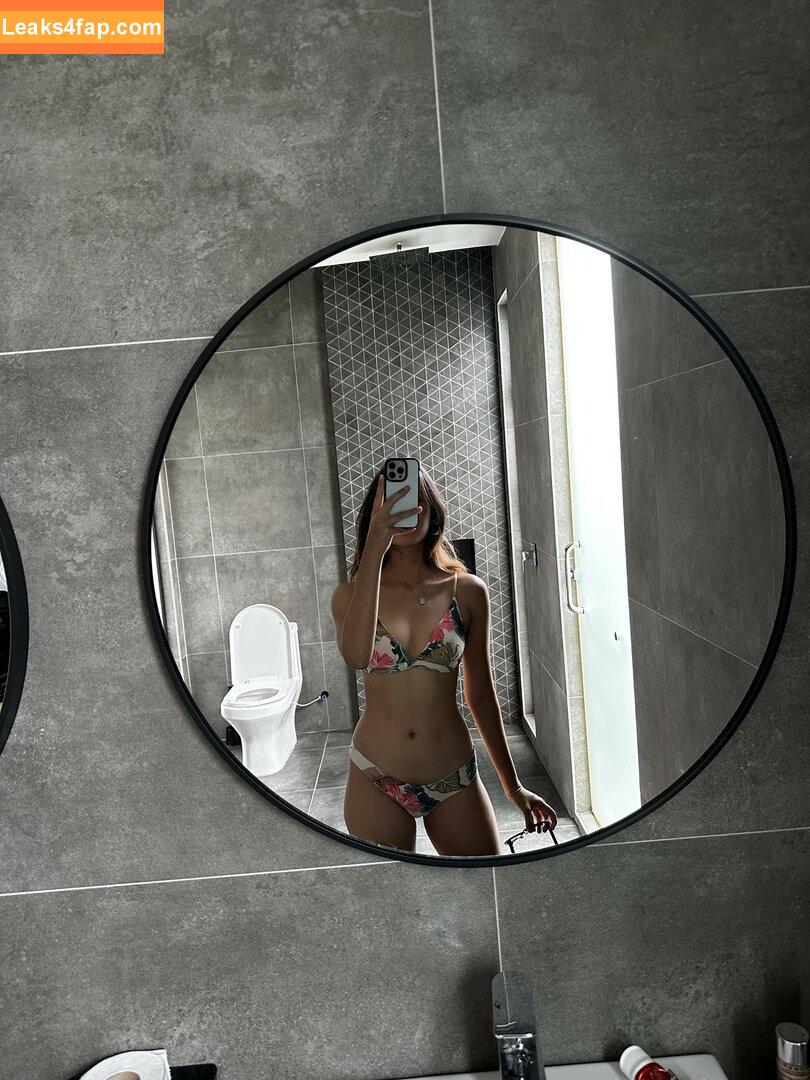 Moon Blitz Asmr / moonfoxasmr / moonxblitz leaked photo photo #0036