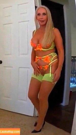 Morgan Taylor photo #0522