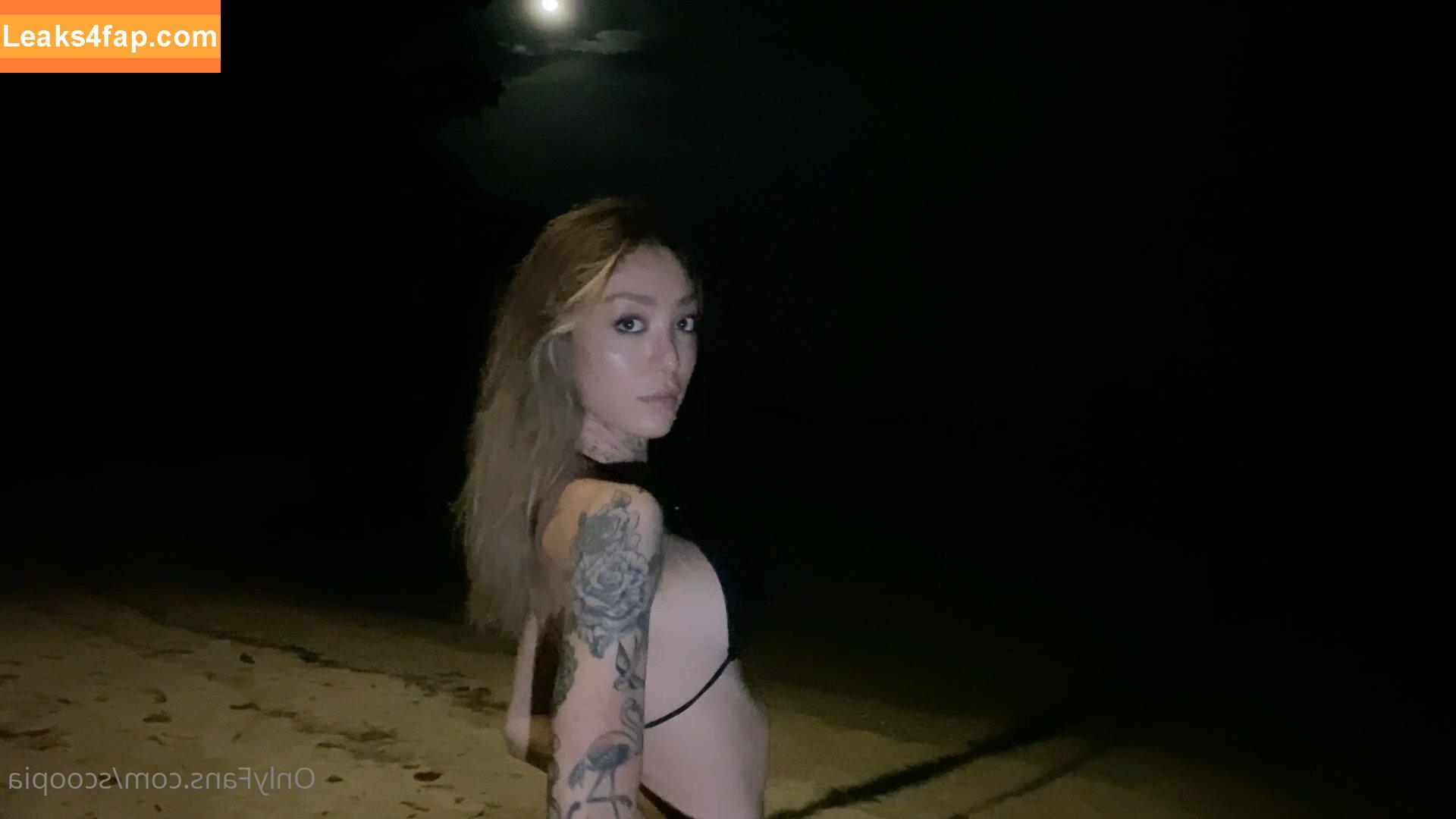 Moscardiniema /  leaked photo photo #0093