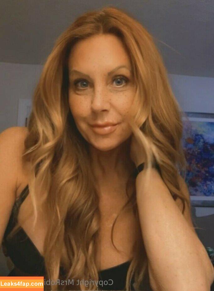 Mrs. Robinson / gracerobinson / https: / mrsrobinsonvip / mrsrobinsonxox leaked photo photo #0019