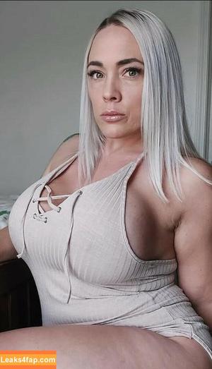 MrsPineappleGoddess photo #0025