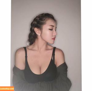 Ms Puiyii photo #0018