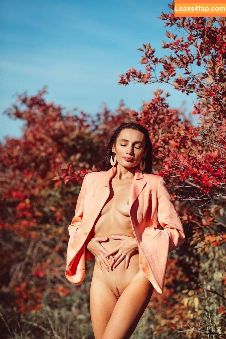 Екатерина Бесова / CherryS / angelia_lapin / omgg_1212 / みにか слитое фото фото #0001