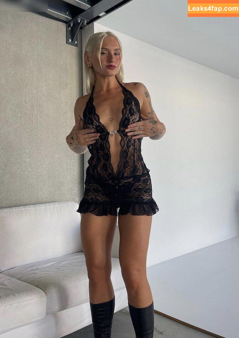 Naomi Anderson / NaomiAndersonxo / tsnaomianderson leaked photo photo #0060