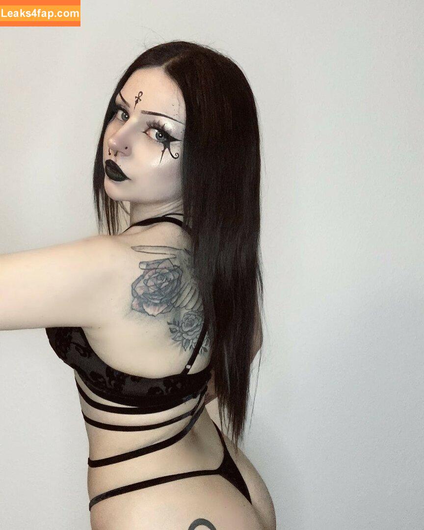 NevernaNoir / Mygothpersonality leaked photo photo #0024