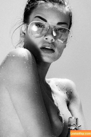 Nici Dee photo #0018
