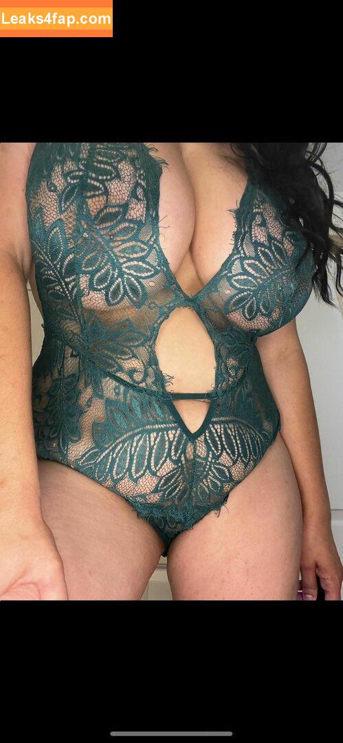Nicole Marie / coleycole1 / nickimariiee / nicomarie96 leaked photo photo #0008
