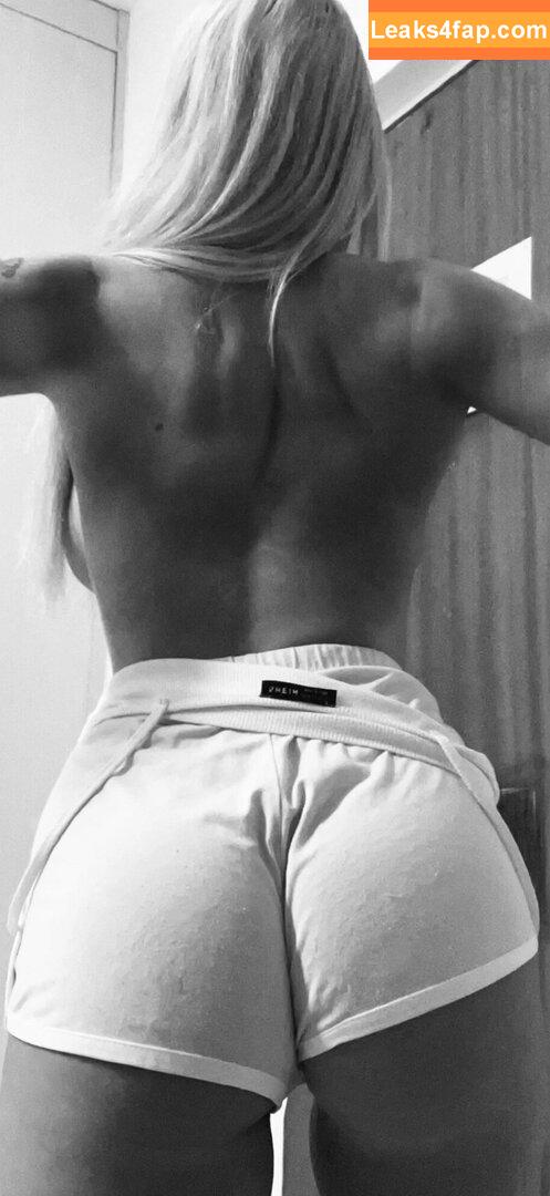 Nicolette Shea / Nicolette_Shea / nicolettesheasquad / nicoletti_shea слитое фото фото #0007