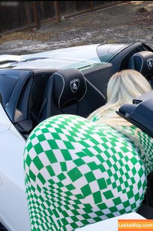 Nicolette Shea фото #0363