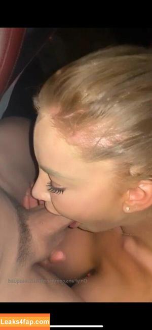 Nicolette Shea фото #0495