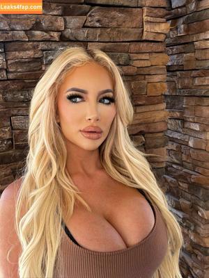 Nicolette Shea фото #0665