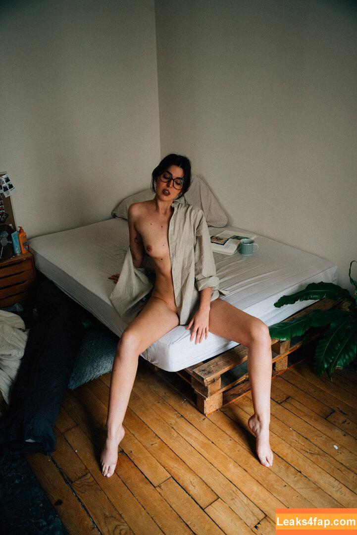 Niemesia / messrine leaked photo photo #0047