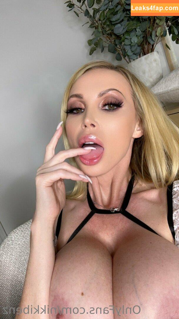 Nikki Benz / BenzMafia / https: / nikkibenz слитое фото фото #0227