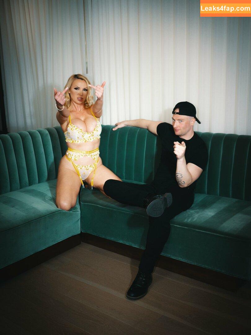 Nikki Benz / BenzMafia / https: / nikkibenz слитое фото фото #0302