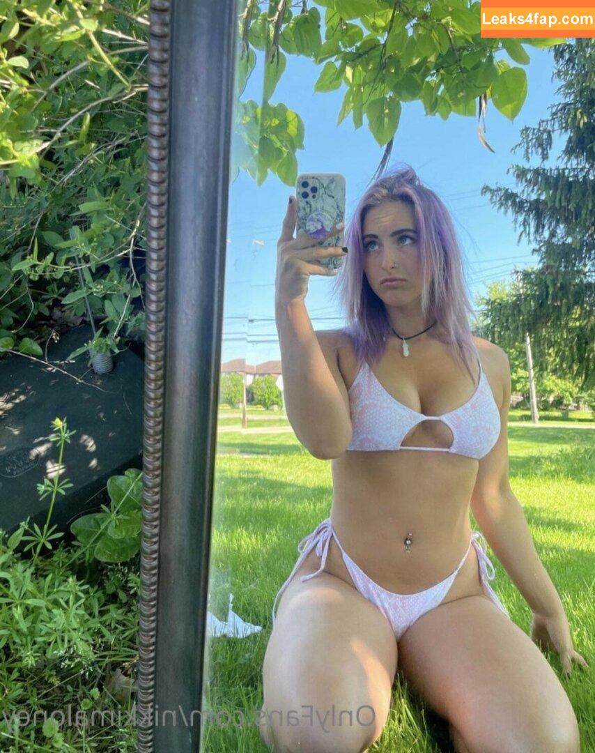 Nikkimaloney / nik.maloney leaked photo photo #0004