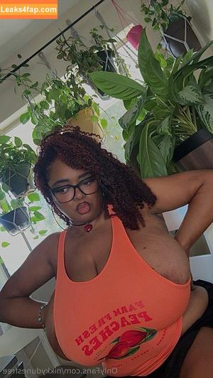 nikkydunesfree photo #0009